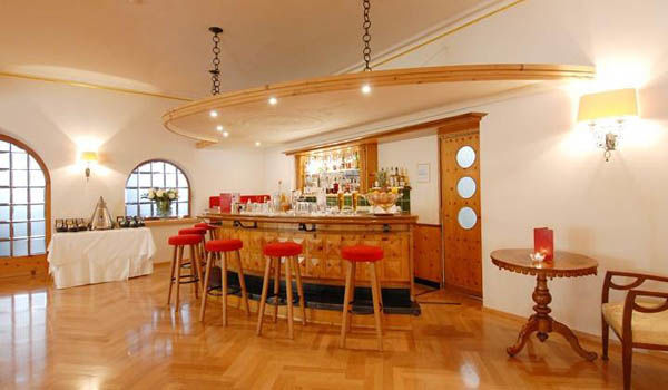 Edelweiss Swiss Quality Hotel Sils Maria Restoran gambar